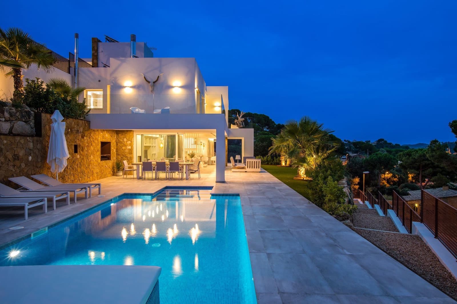 4 bedroom Villa for sale in Calonge i Sant Antoni with pool garage - € 1,250,000 (Ref: 10031648)