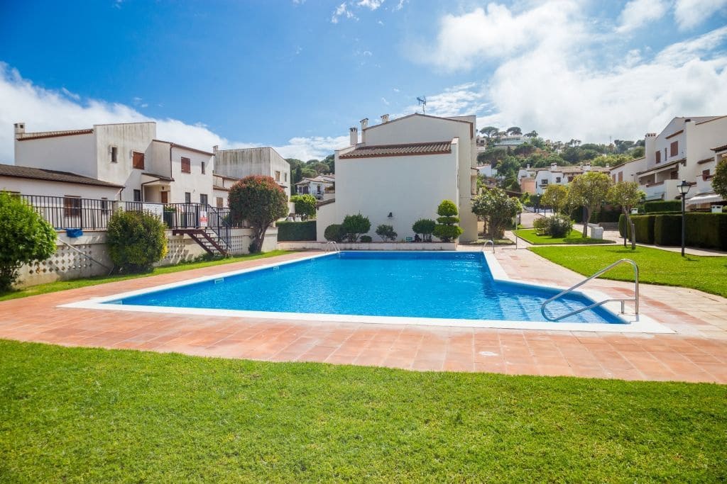3 quarto Moradia Geminada para venda em Sant Antoni de Calonge com piscina - 499 000 € (Ref: 10136513)