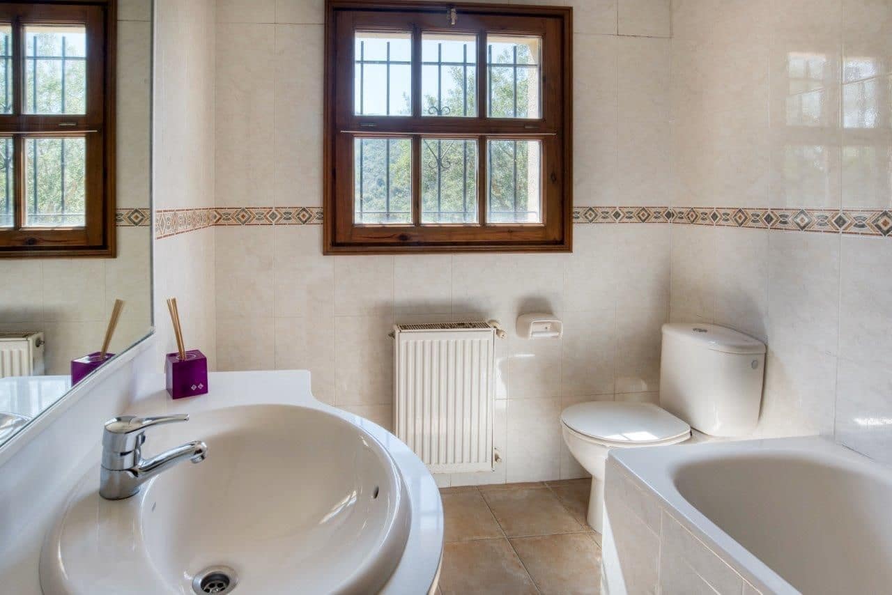 5 soveværelse Villa til salg i Calonge i Sant Antoni med swimmingpool - € 598.000 (Ref: 6703632)