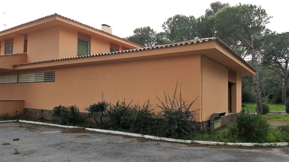 10 soveværelse Erhverv til salg i Vall-llobrega - € 800.000 (Ref: 6810841)