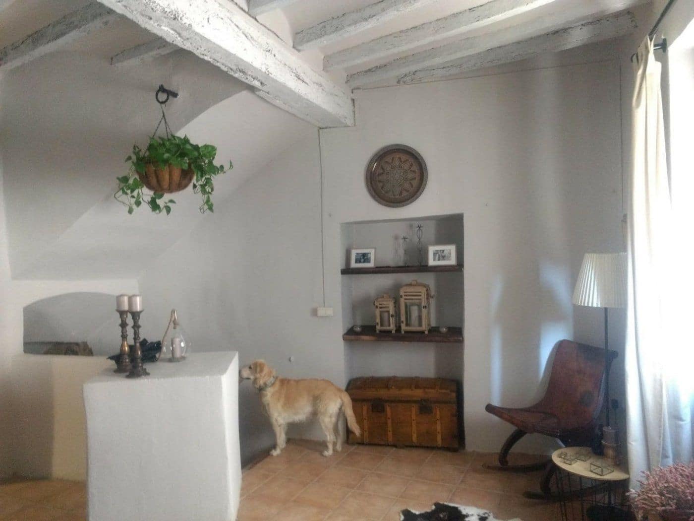 Villa til salgs i Besalu - € 250 000 (Ref: 6950959)