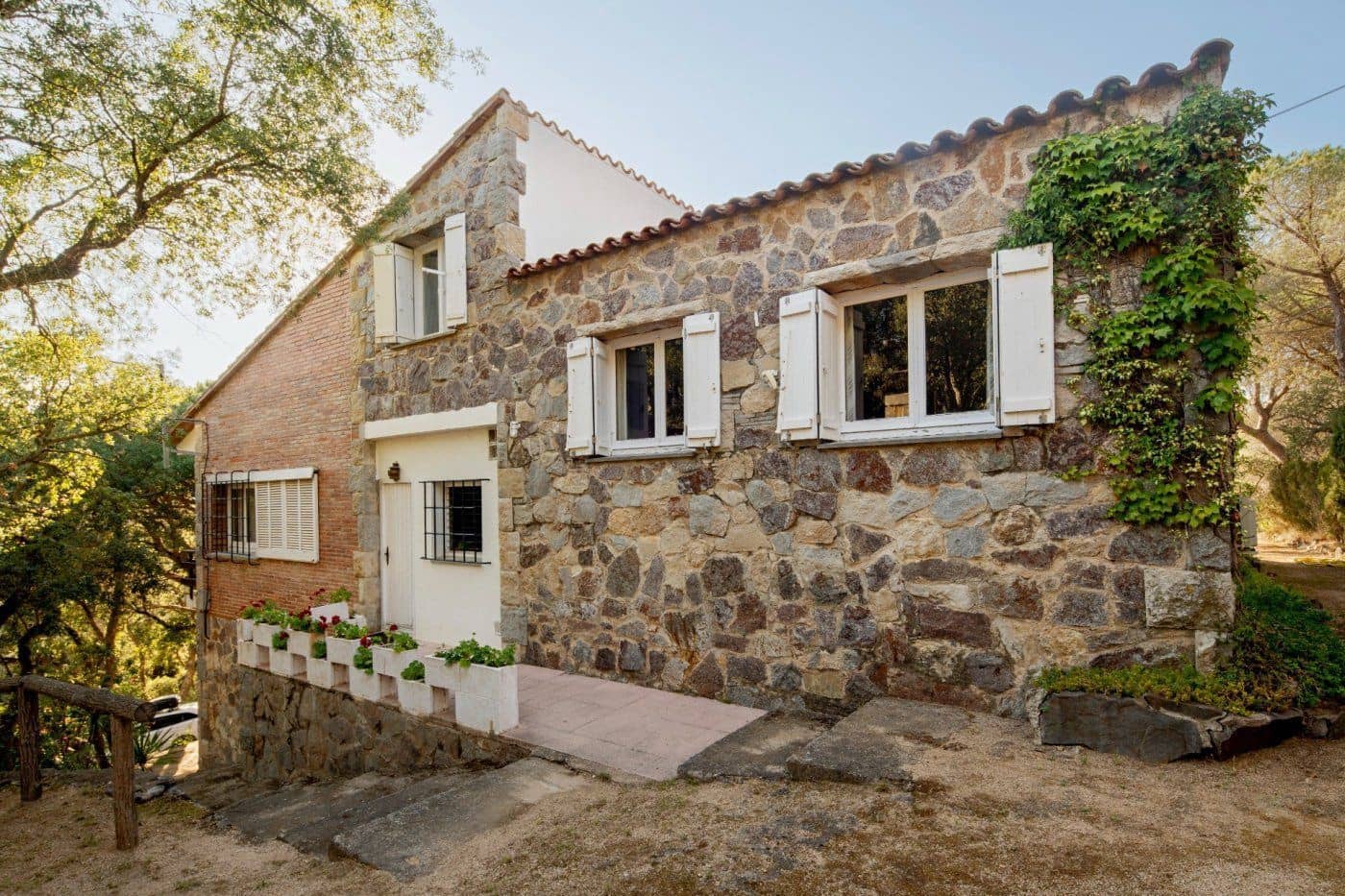 5 makuuhuone Huvila myytävänä paikassa Castell-Platja d'Aro mukana uima-altaan 
autotalli - 845 000 € (Ref: 7284761)