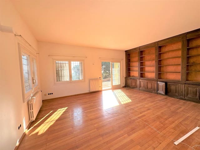 8 chambre Villa/Maison à vendre à Sant Antoni de Calonge, Calonge i Sant Antoni avec piscine garage - 1 300 000 € (Ref: 7383107)