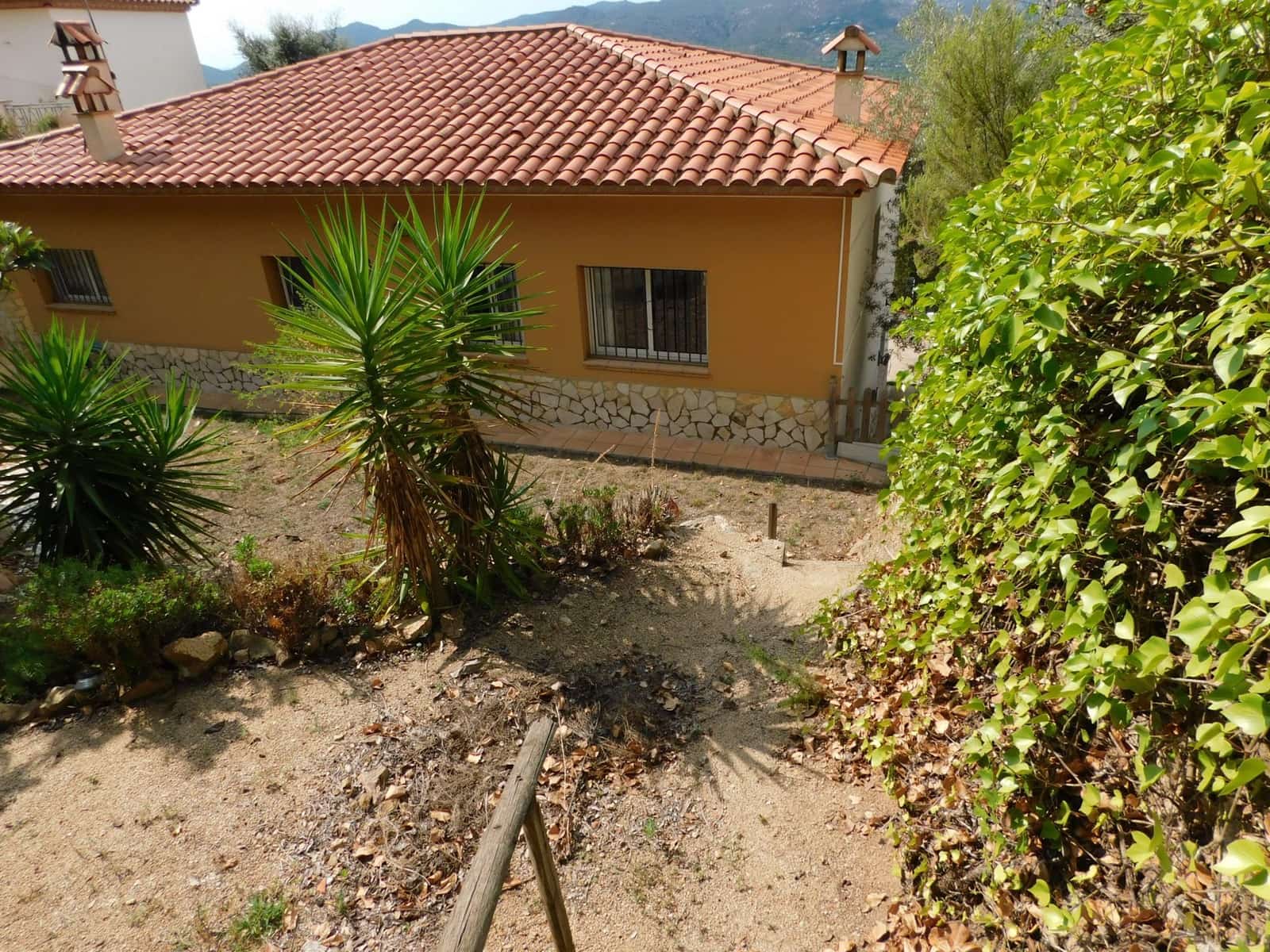 4 soveværelse Villa til salg i Platja d'Aro med swimmingpool garage - € 459.000 (Ref: 7520019)