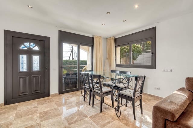 9 bedroom Villa for sale in Tordera with pool - € 745,000 (Ref: 7593573)