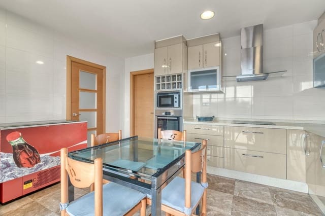 9 bedroom Villa for sale in Tordera with pool - € 745,000 (Ref: 7593573)