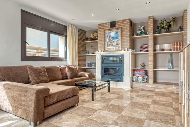 9 bedroom Villa for sale in Tordera with pool - € 745,000 (Ref: 7593573)