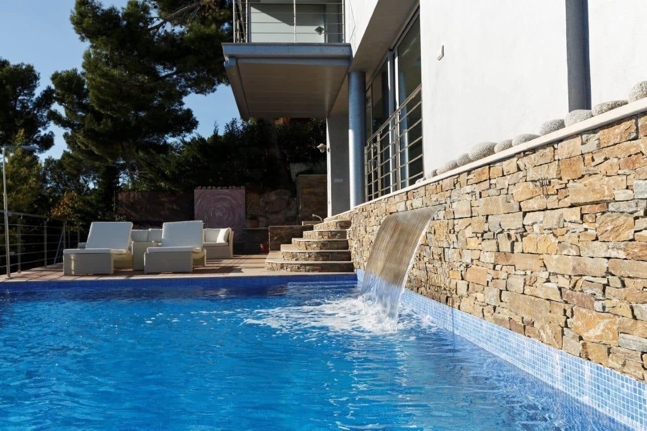 4 soveværelse Villa til salg i Tamariu med swimmingpool garage - € 1.590.000 (Ref: 7604602)