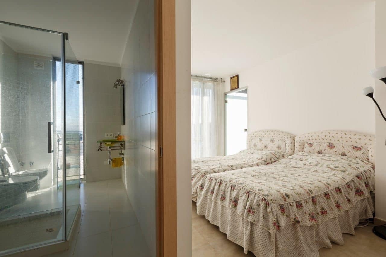 4 soveværelse Villa til salg i Tamariu med swimmingpool garage - € 1.590.000 (Ref: 7604602)