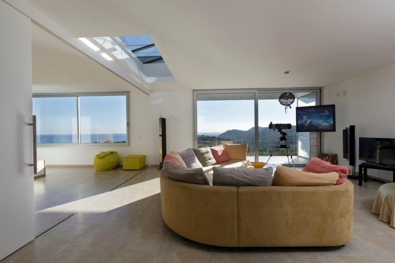 4 soveværelse Villa til salg i Tamariu med swimmingpool garage - € 1.590.000 (Ref: 7604602)