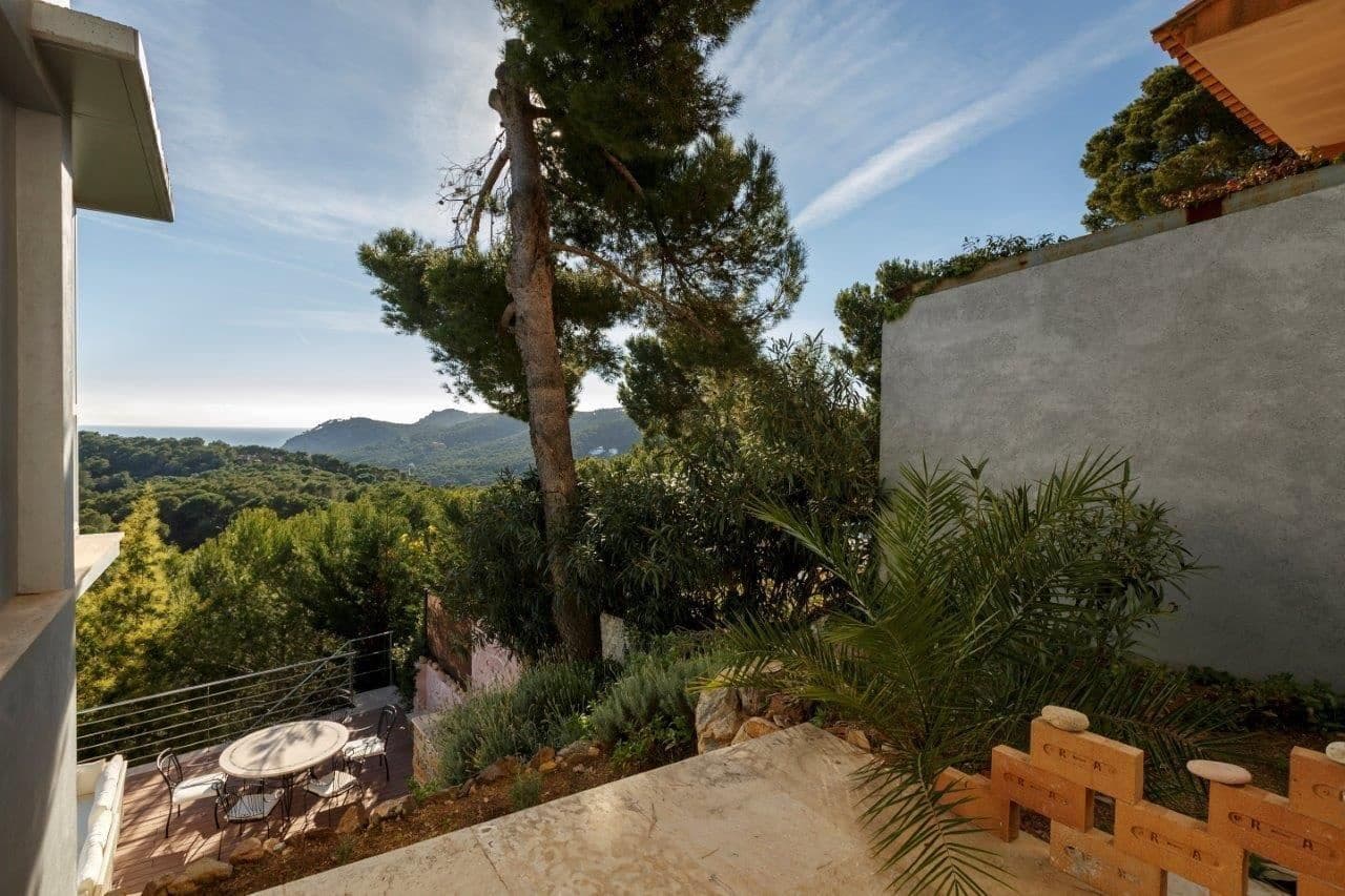 4 soveværelse Villa til salg i Tamariu med swimmingpool garage - € 1.590.000 (Ref: 7604602)