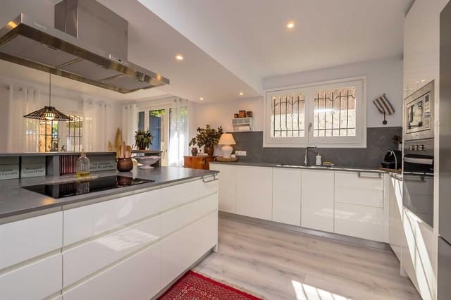 5 chambre Villa/Maison à vendre à Calella de Palafrugell, Palafrugell avec piscine - 1 750 000 € (Ref: 7615079)