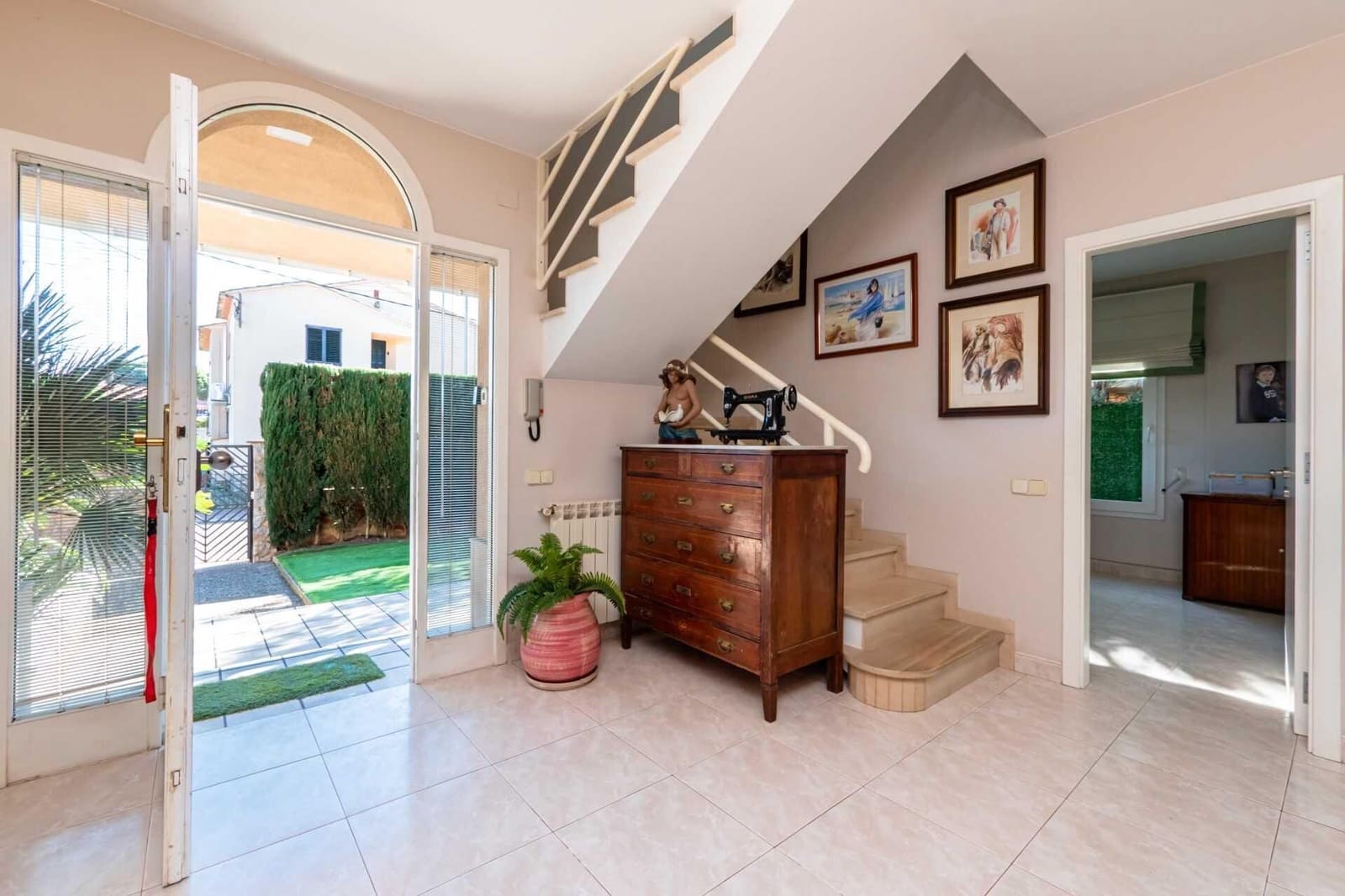 3 soveværelse Villa til salg i Calella med swimmingpool - € 890.000 (Ref: 7670402)