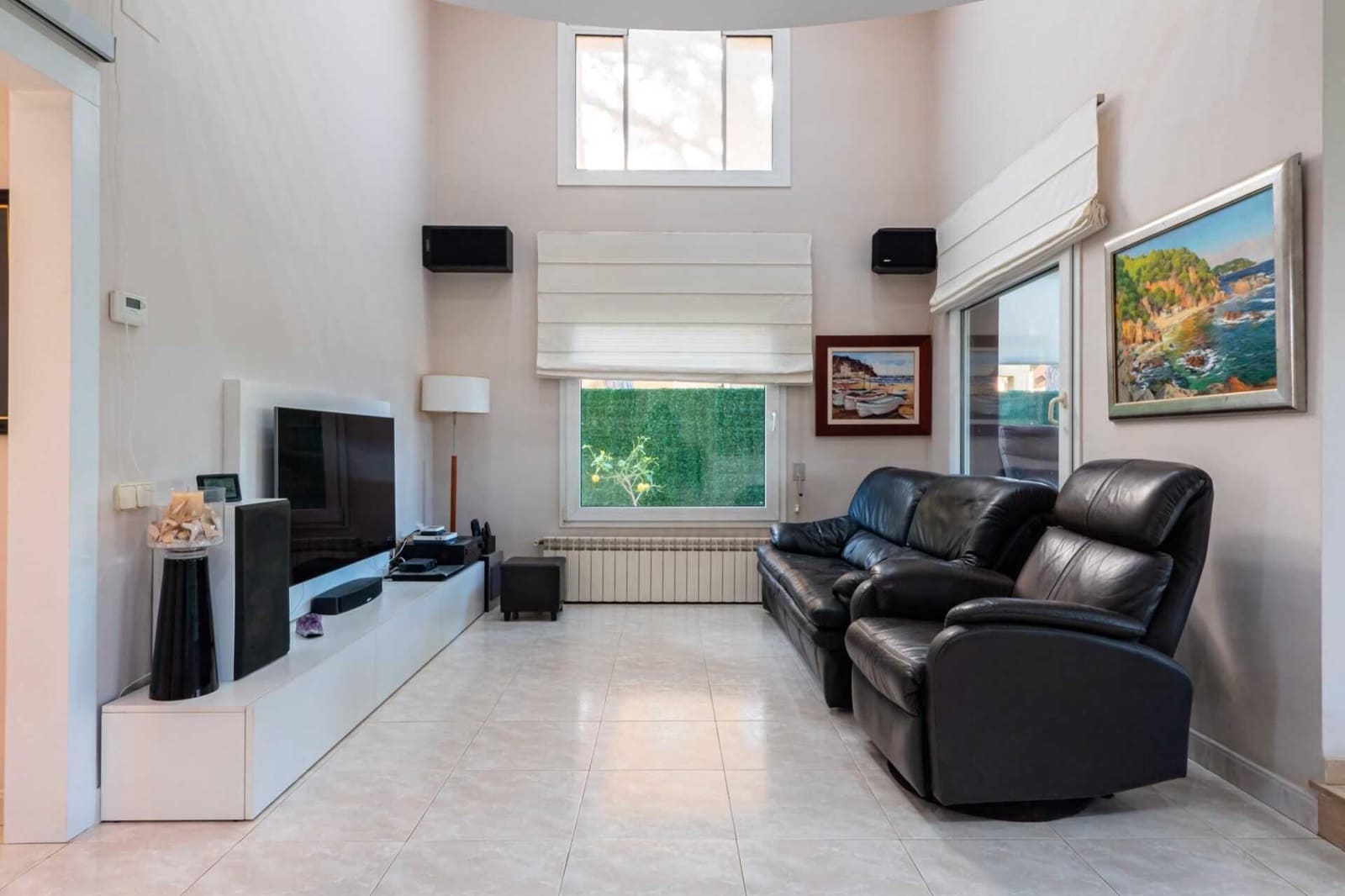 3 soveværelse Villa til salg i Calella med swimmingpool - € 890.000 (Ref: 7670402)