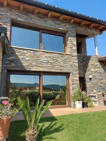 4 soverom Villa til salgs i Santa Cristina d'Aro med svømmebasseng garasje - € 980 000 (Ref: 7751743)