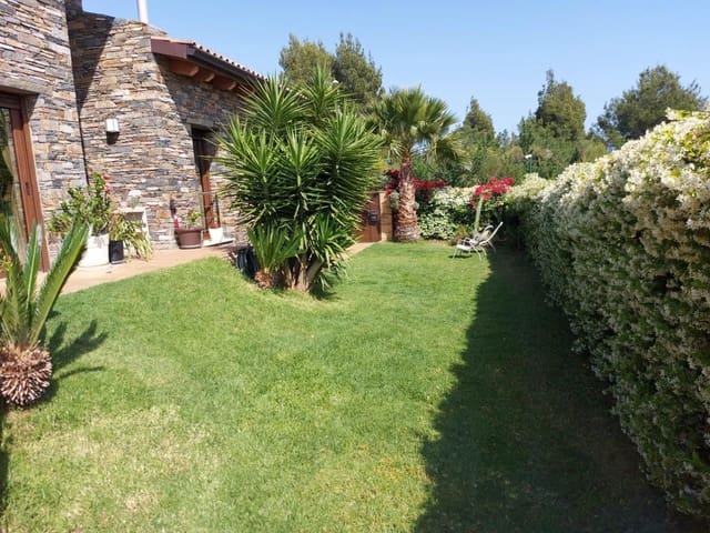 4 soverom Villa til salgs i Santa Cristina d'Aro med svømmebasseng garasje - € 980 000 (Ref: 7751743)