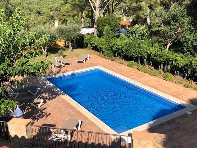 Chalet de 3 habitaciones en Palafrugell en venta con piscina garaje - 1.200.000 € (Ref: 8053903)