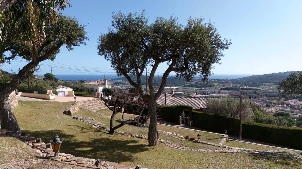 3 soveværelse Villa til salg i Santa Cristina d'Aro - € 695.000 (Ref: 8165809)