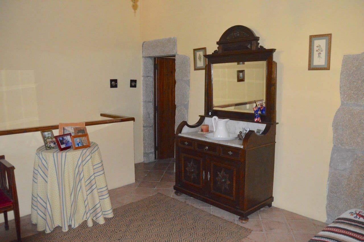 3 bedroom Villa for sale in Santa Cristina d'Aro - € 350,000 (Ref: 8226228)