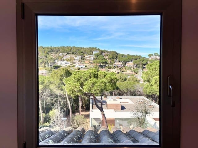 6 bedroom Villa for sale in Sant Antoni de Calonge, Calonge i Sant Antoni with pool garage - € 945,000 (Ref: 8268328)