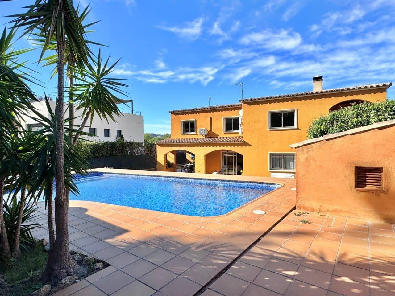 6 soveværelse Villa til salg i Sant Antoni de Calonge med swimmingpool garage - € 945.000 (Ref: 8268328)