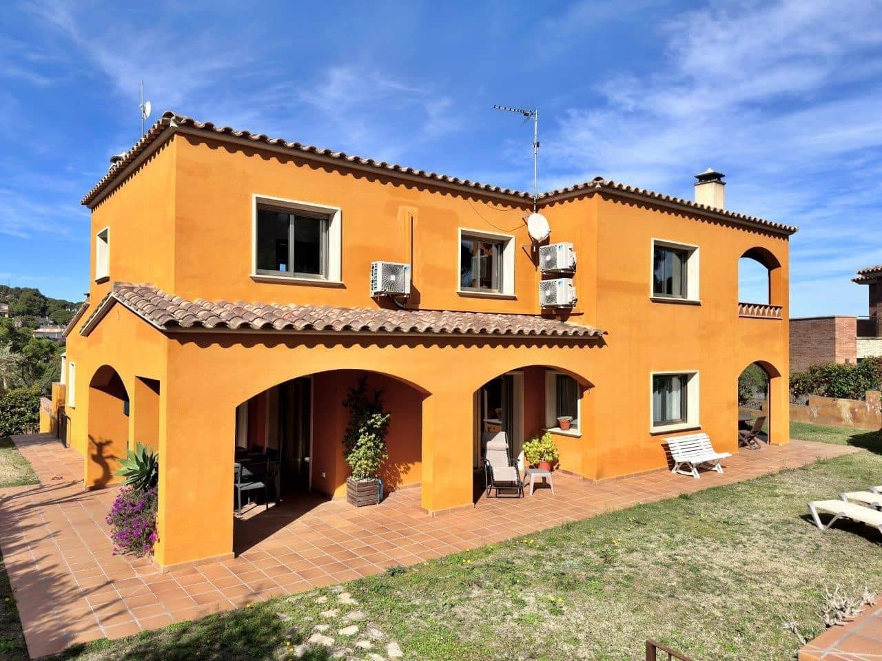 6 soveværelse Villa til salg i Sant Antoni de Calonge med swimmingpool garage - € 945.000 (Ref: 8268328)