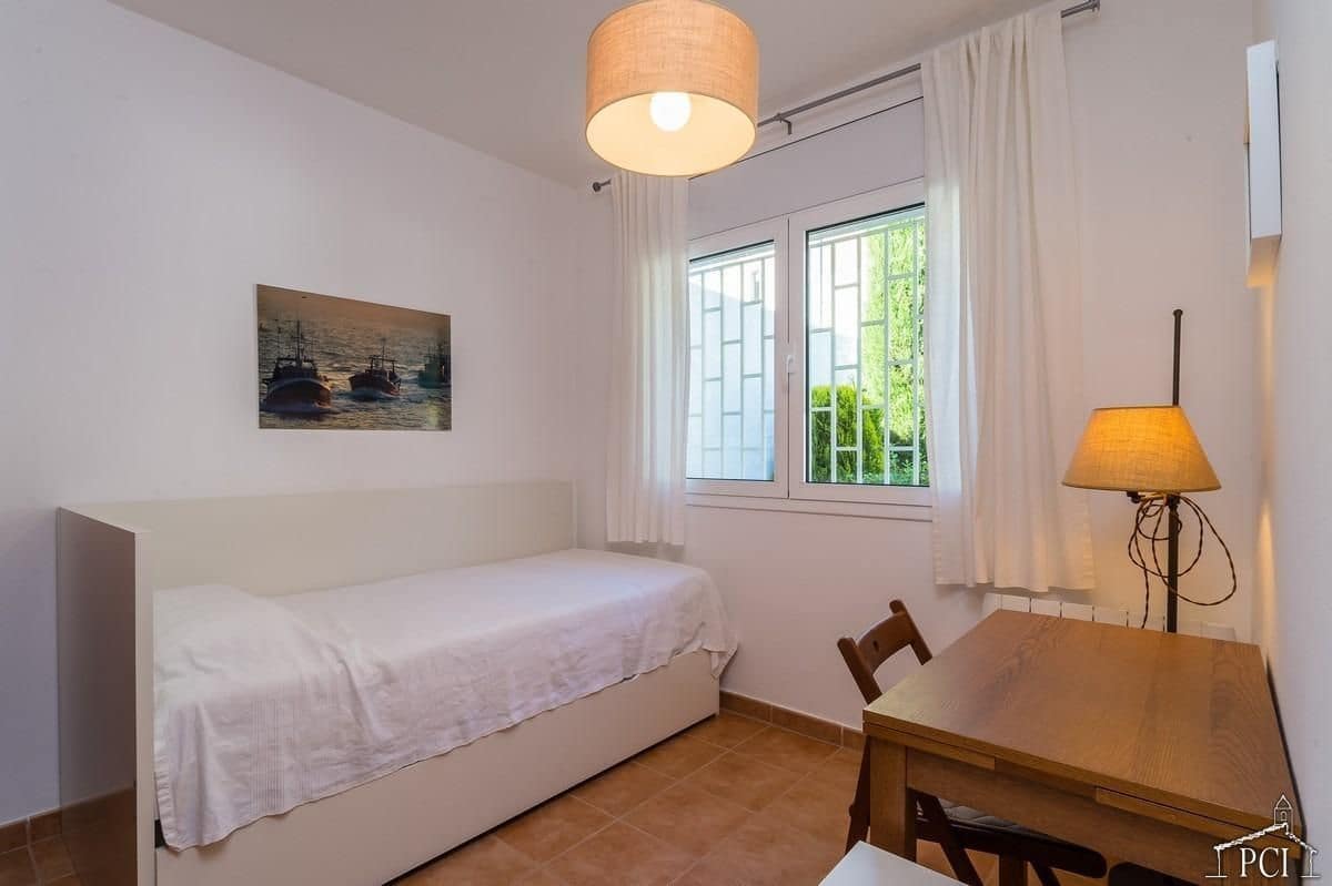 3 soveværelse Rækkehus til salg i Palafrugell med swimmingpool garage - € 550.000 (Ref: 8359681)