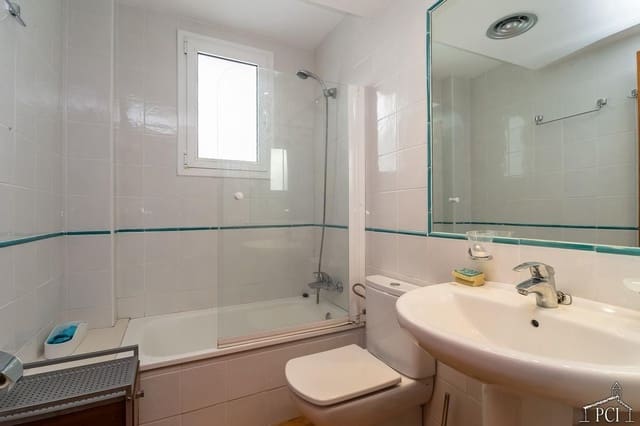 3 soverom Rekkehus til salgs i Palafrugell med svømmebasseng garasje - € 550 000 (Ref: 8359681)