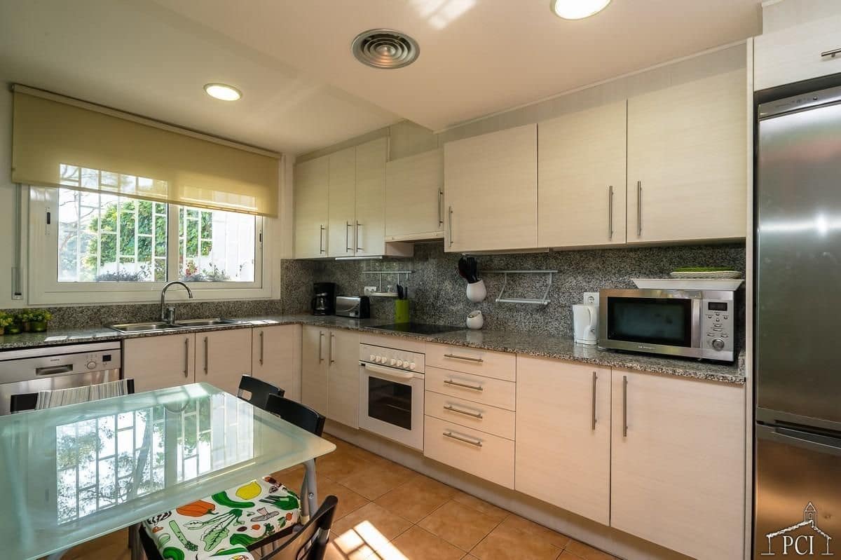 3 bedroom Terraced Villa for sale in Palafrugell with pool garage - € 520,000 (Ref: 8359681)