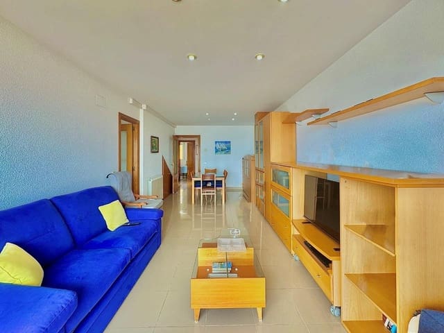 3 bedroom Penthouse for sale in Palamós with garage - € 650,000 (Ref: 8383034)
