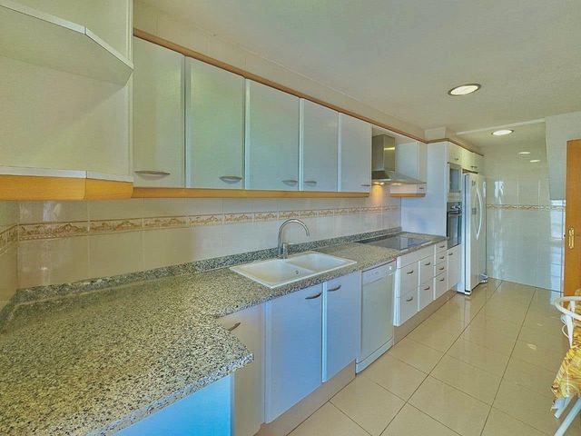 3 bedroom Penthouse for sale in Palamós with garage - € 637,000 (Ref: 8383034)