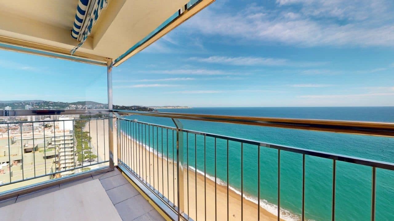 3 makuuhuone Kattohuoneisto myytävänä paikassa Platja d'Aro mukana 
autotalli - 890 000 € (Ref: 8419551)