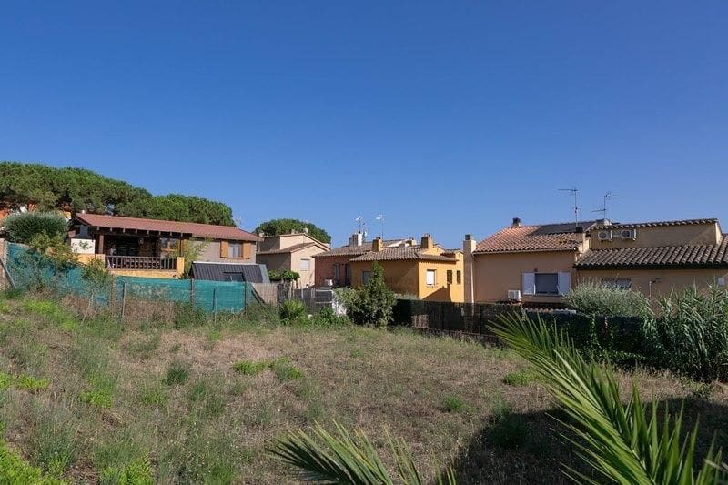 Grunde uden byggetilladelser til salg i Palafrugell - € 109.000 (Ref: 8671833)
