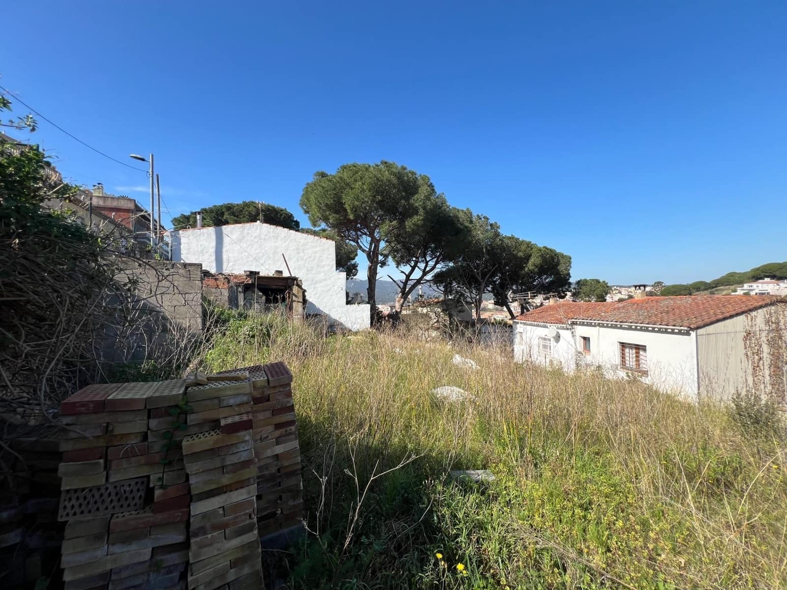 Grunde uden byggetilladelser til salg i Sant Feliu de Guixols - € 350.000 (Ref: 8671838)