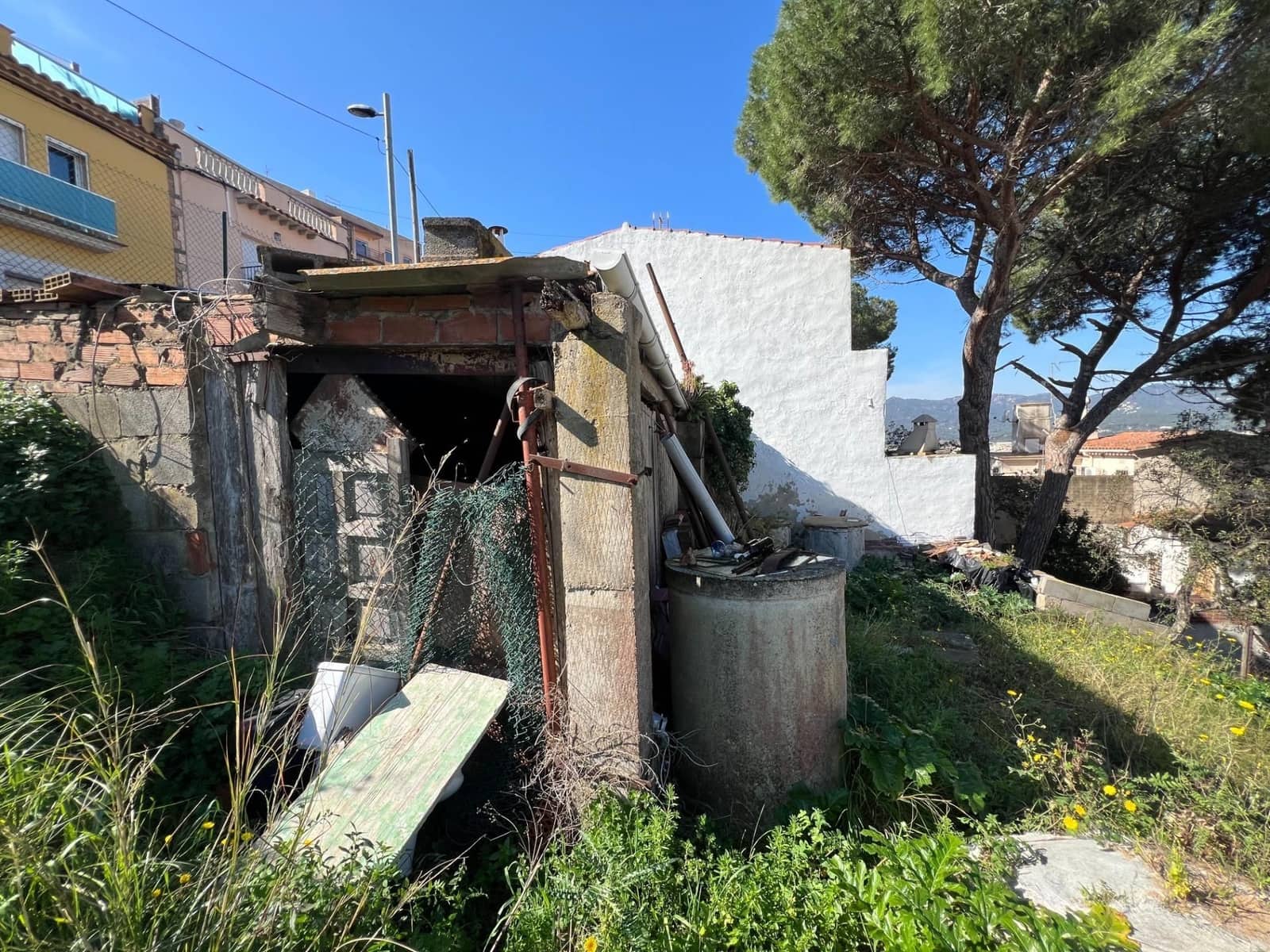 Grunde uden byggetilladelser til salg i Sant Feliu de Guixols - € 350.000 (Ref: 8671838)