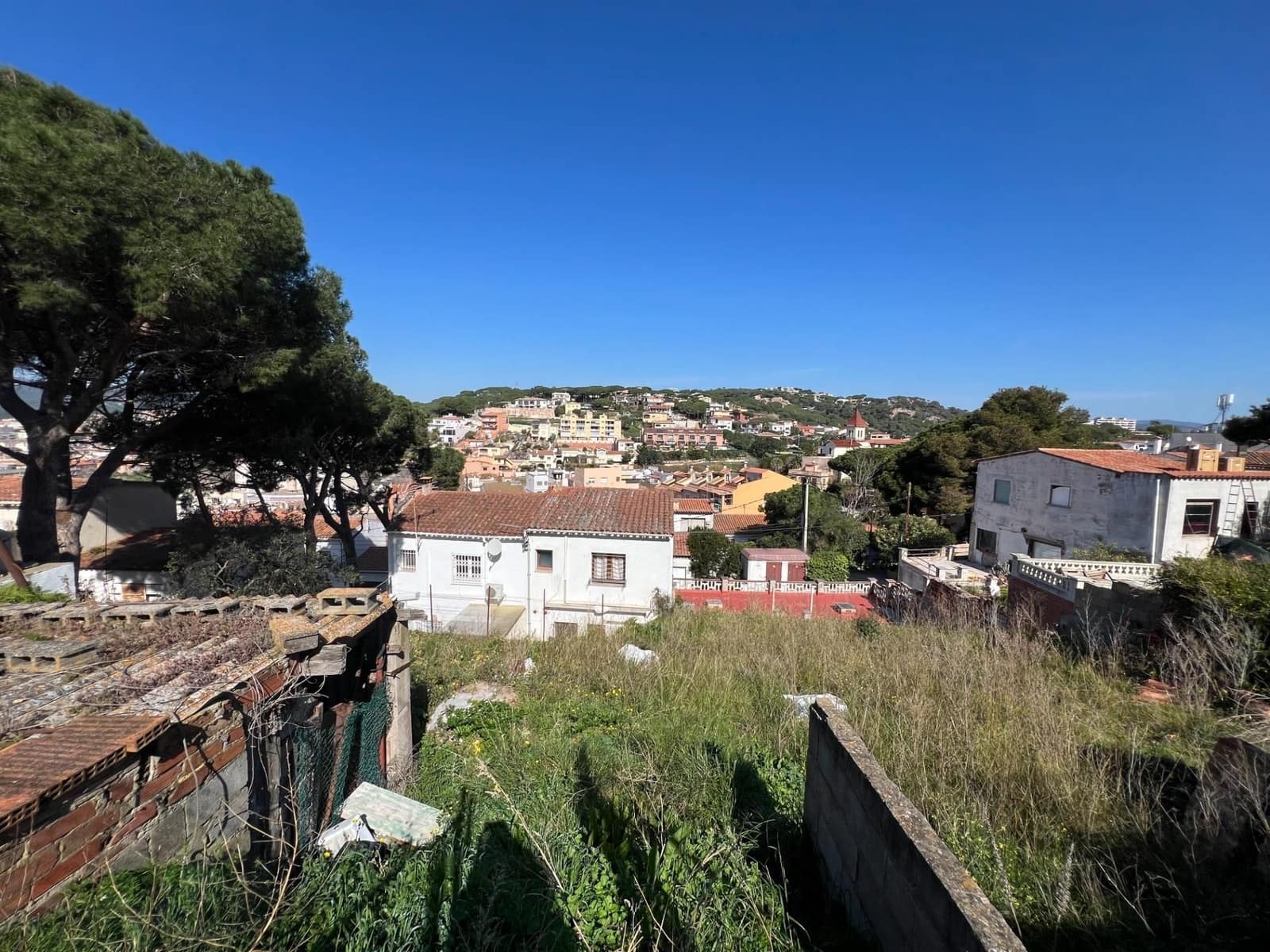Grunde uden byggetilladelser til salg i Sant Feliu de Guixols - € 350.000 (Ref: 8671838)