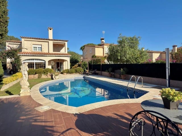 5 makuuhuone Huvila myytävänä paikassa Santa Cristina d'Aro - 695 000 € (Ref: 8689503)