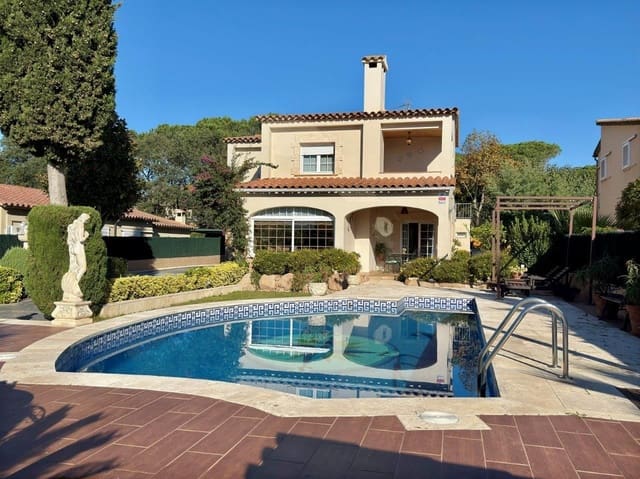 5 makuuhuone Huvila myytävänä paikassa Santa Cristina d'Aro - 695 000 € (Ref: 8689503)