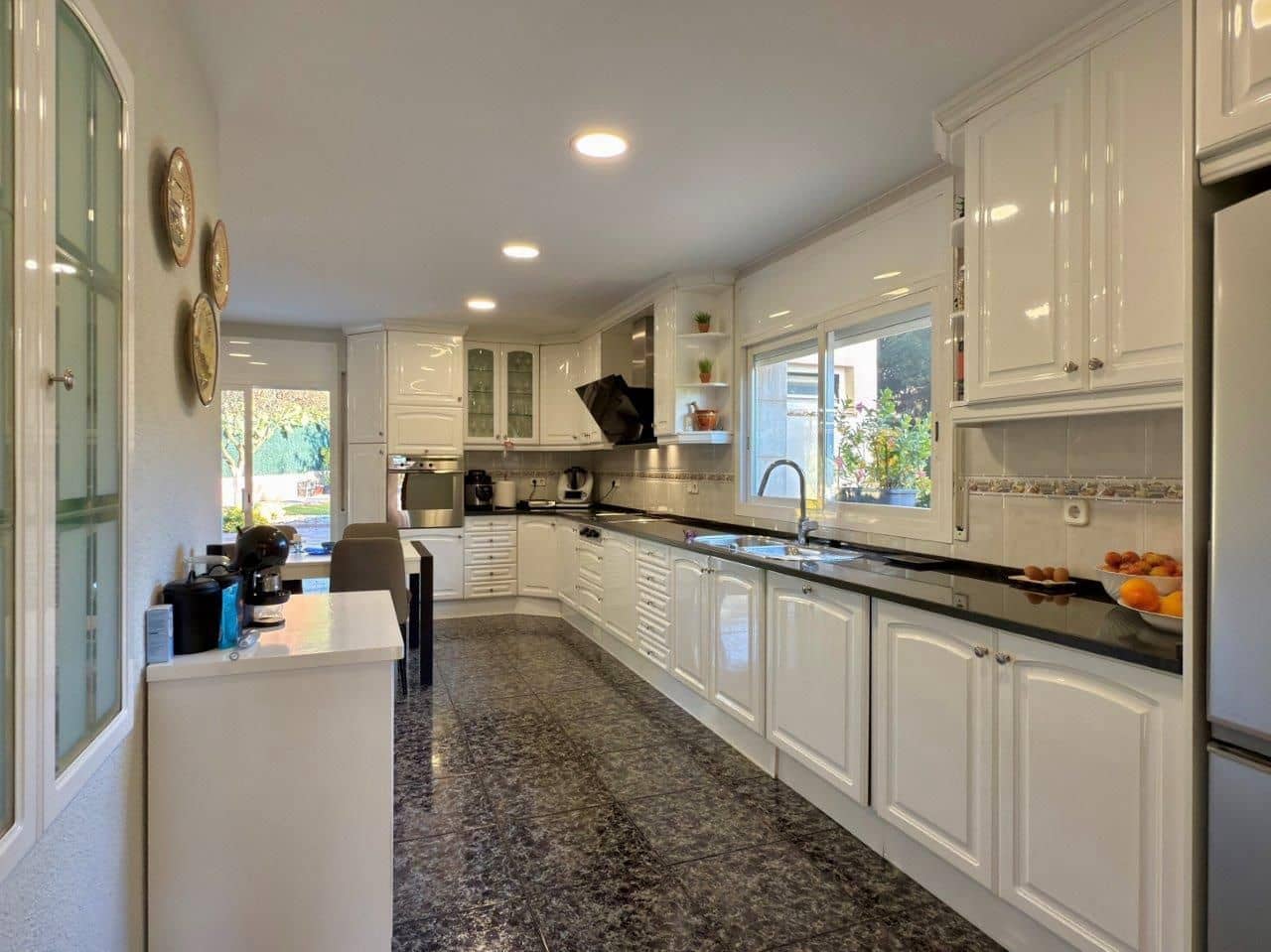 5 soveværelse Villa til salg i Santa Cristina d'Aro - € 695.000 (Ref: 8689503)