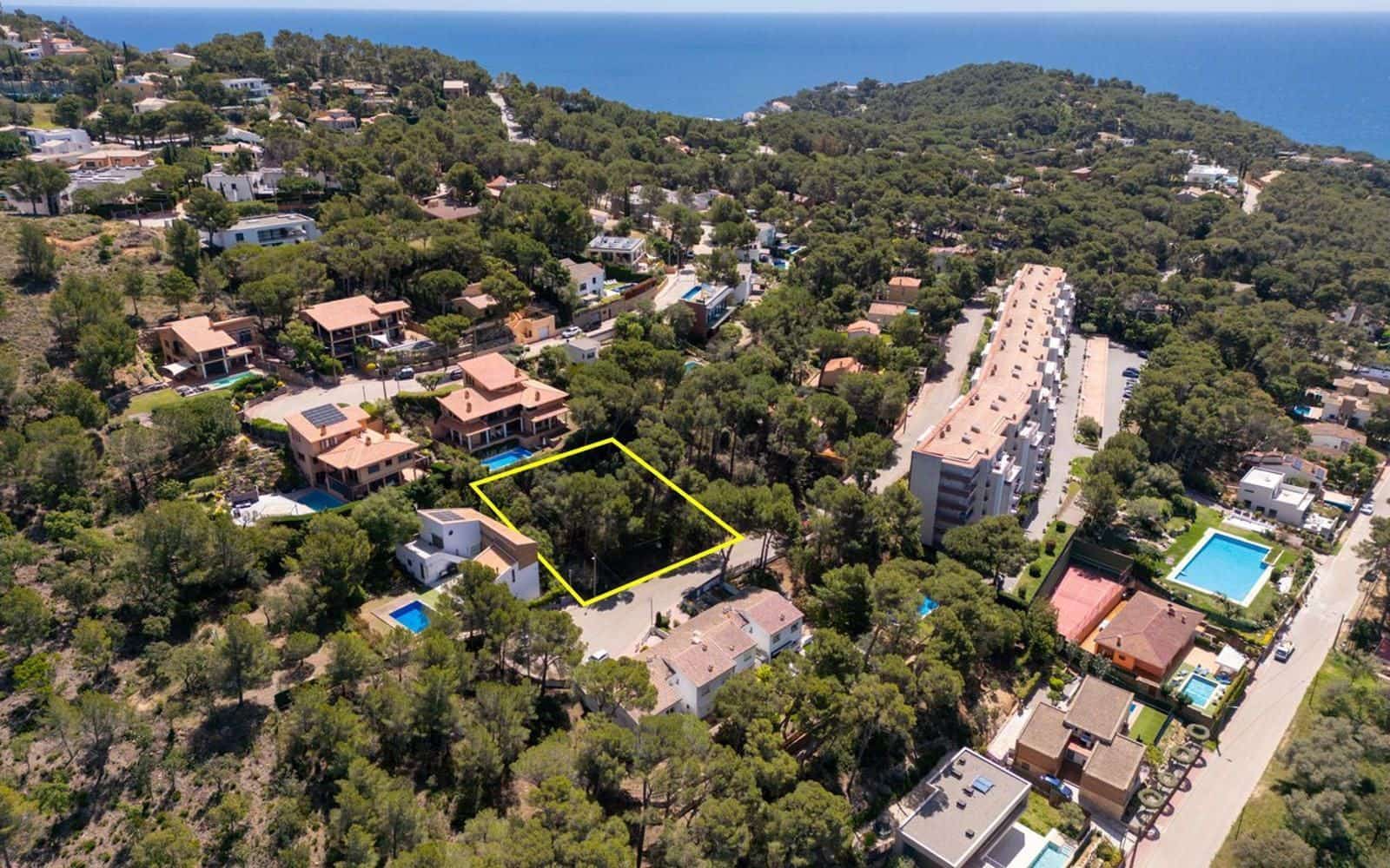 Grunde uden byggetilladelser til salg i Palafrugell - € 192.000 (Ref: 8938936)