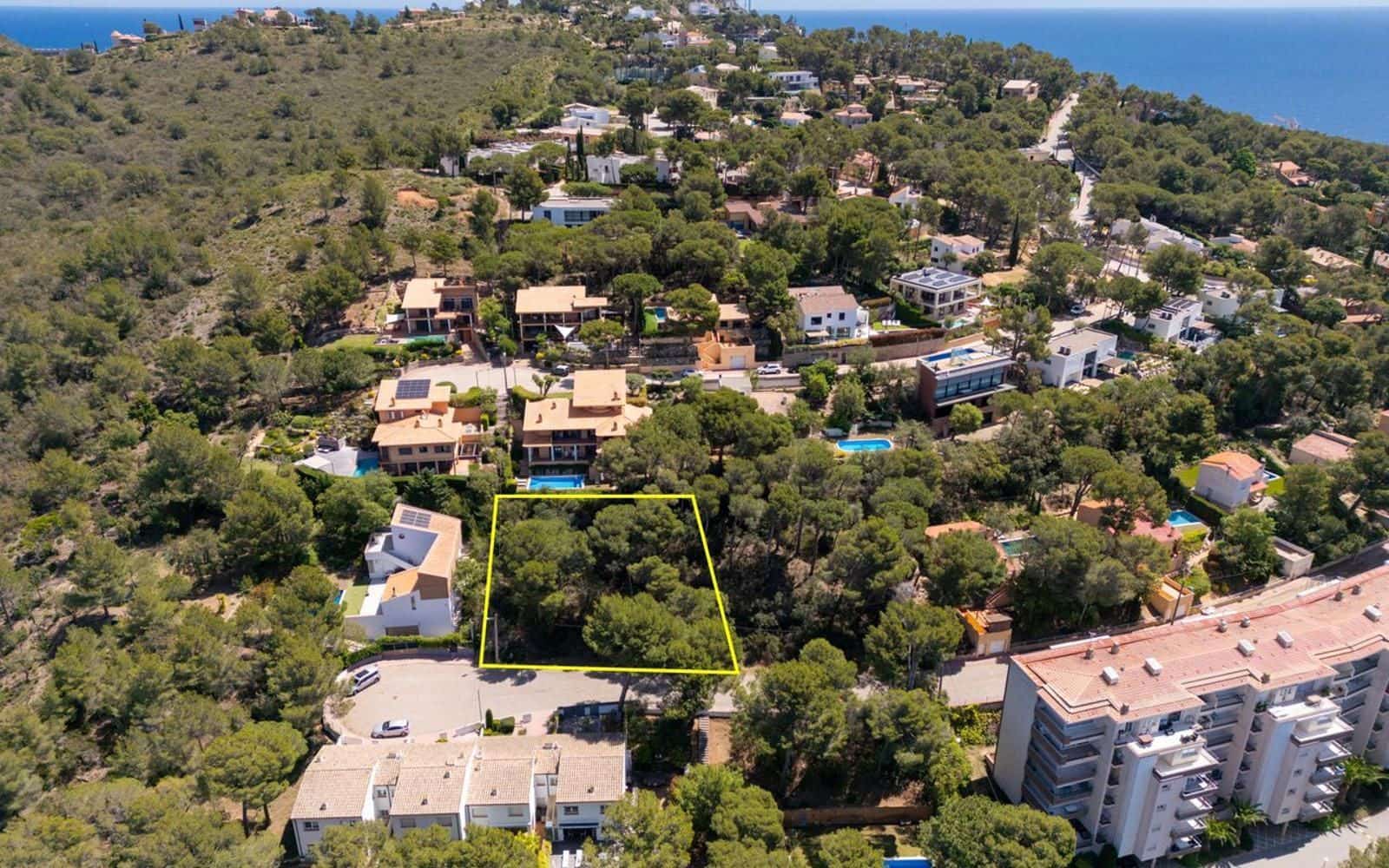 Undeveloped Land for sale in Tamariu - € 192,000 (Ref: 8938936)
