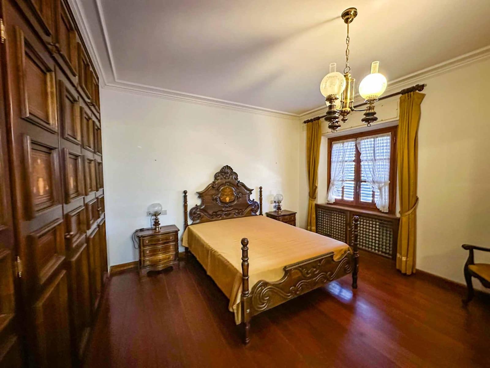 5 slaapkamer Villa te koop in Ordis met garage - € 580.000 (Ref: 8994052)