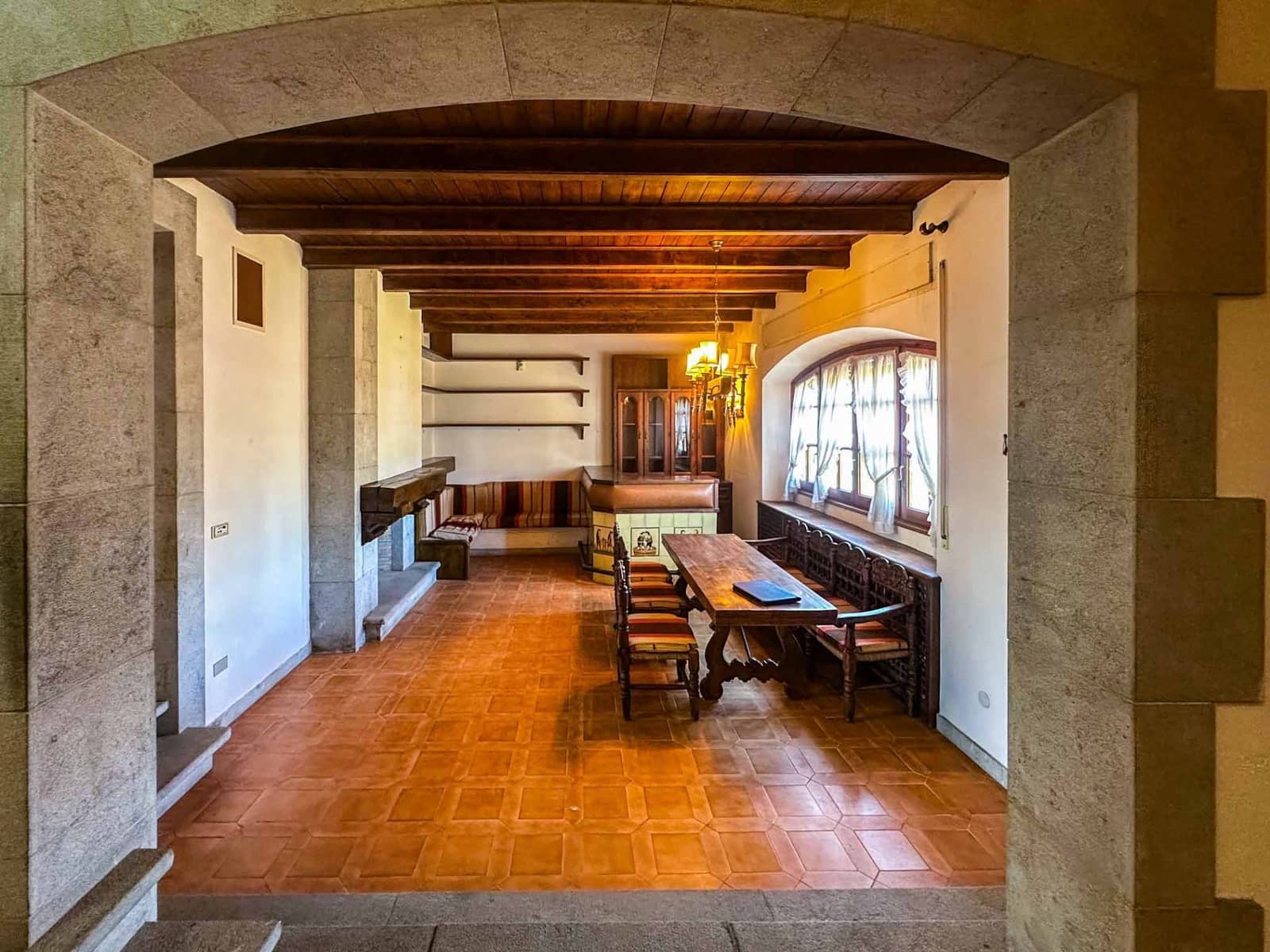 5 slaapkamer Villa te koop in Ordis met garage - € 580.000 (Ref: 8994052)