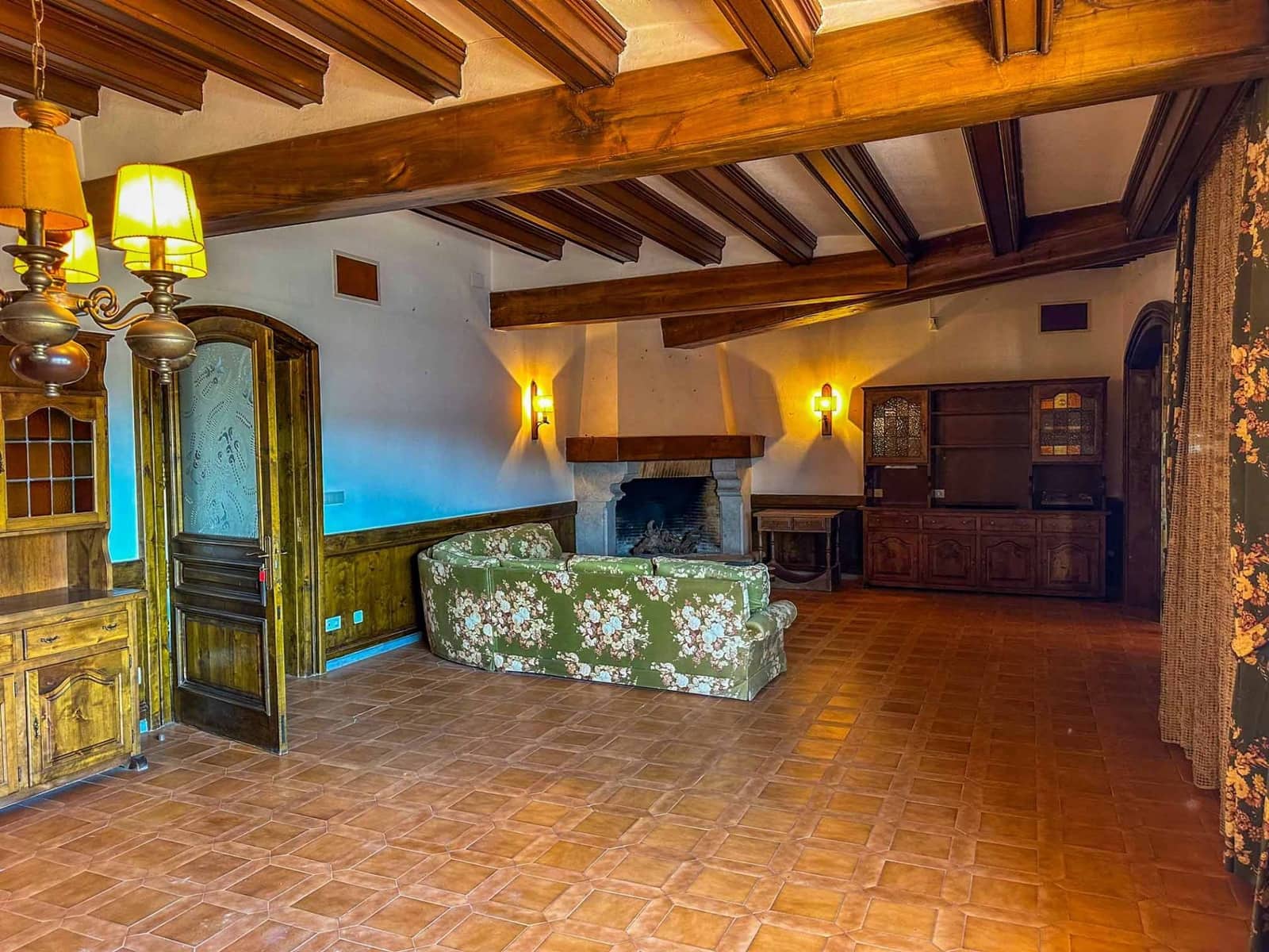 5 slaapkamer Villa te koop in Ordis met garage - € 580.000 (Ref: 8994052)