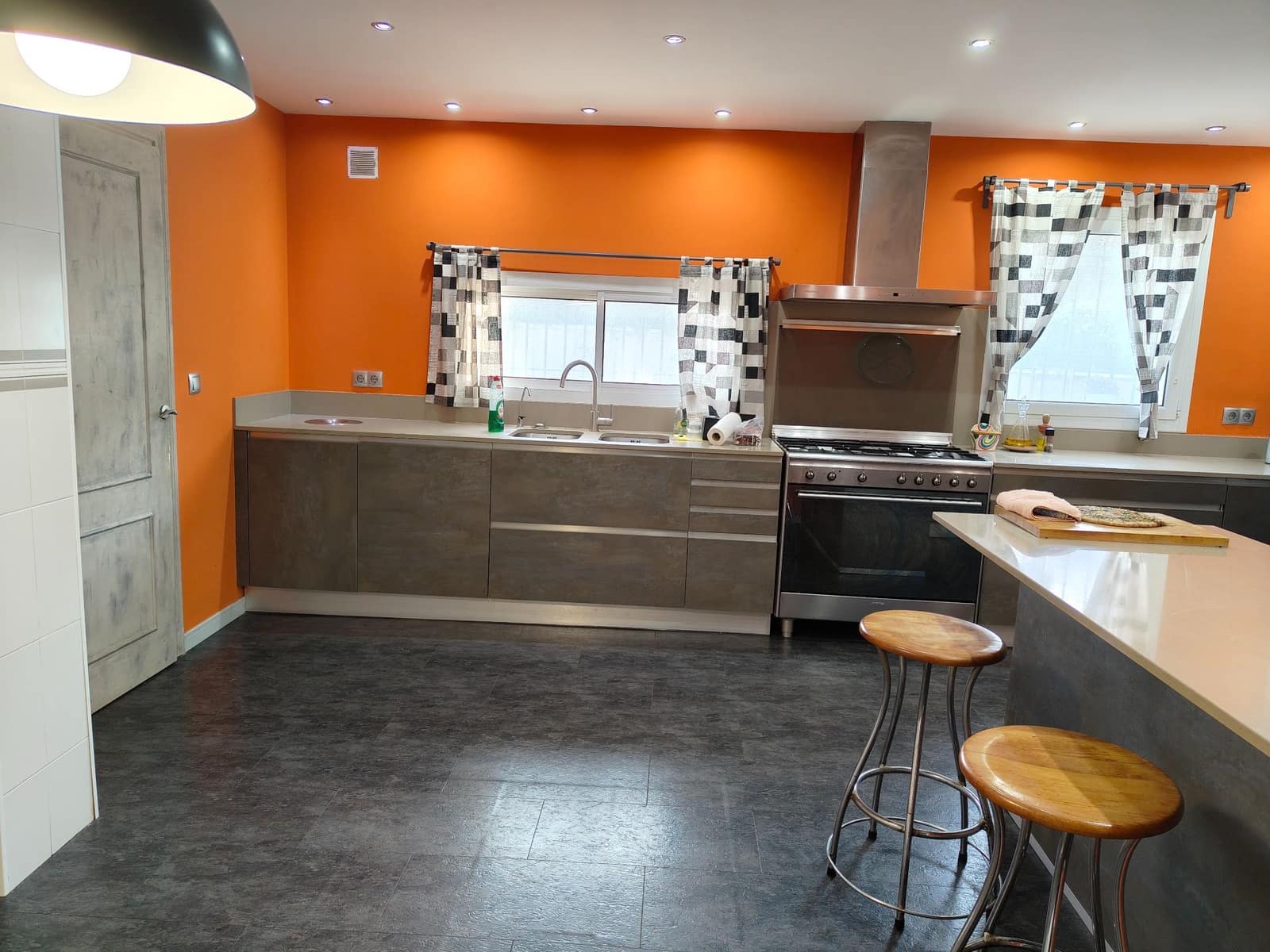 4 makuuhuone Huvila myytävänä paikassa Sant Antoni de Calonge mukana uima-altaan 
autotalli - 525 000 € (Ref: 9110157)