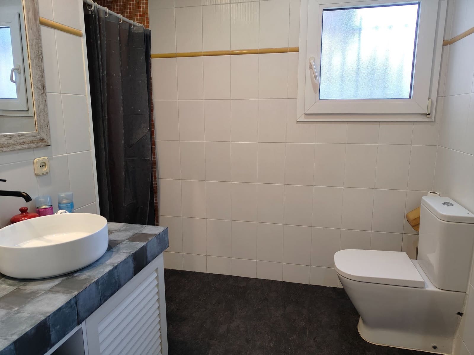 4 makuuhuone Huvila myytävänä paikassa Sant Antoni de Calonge mukana uima-altaan 
autotalli - 525 000 € (Ref: 9110157)