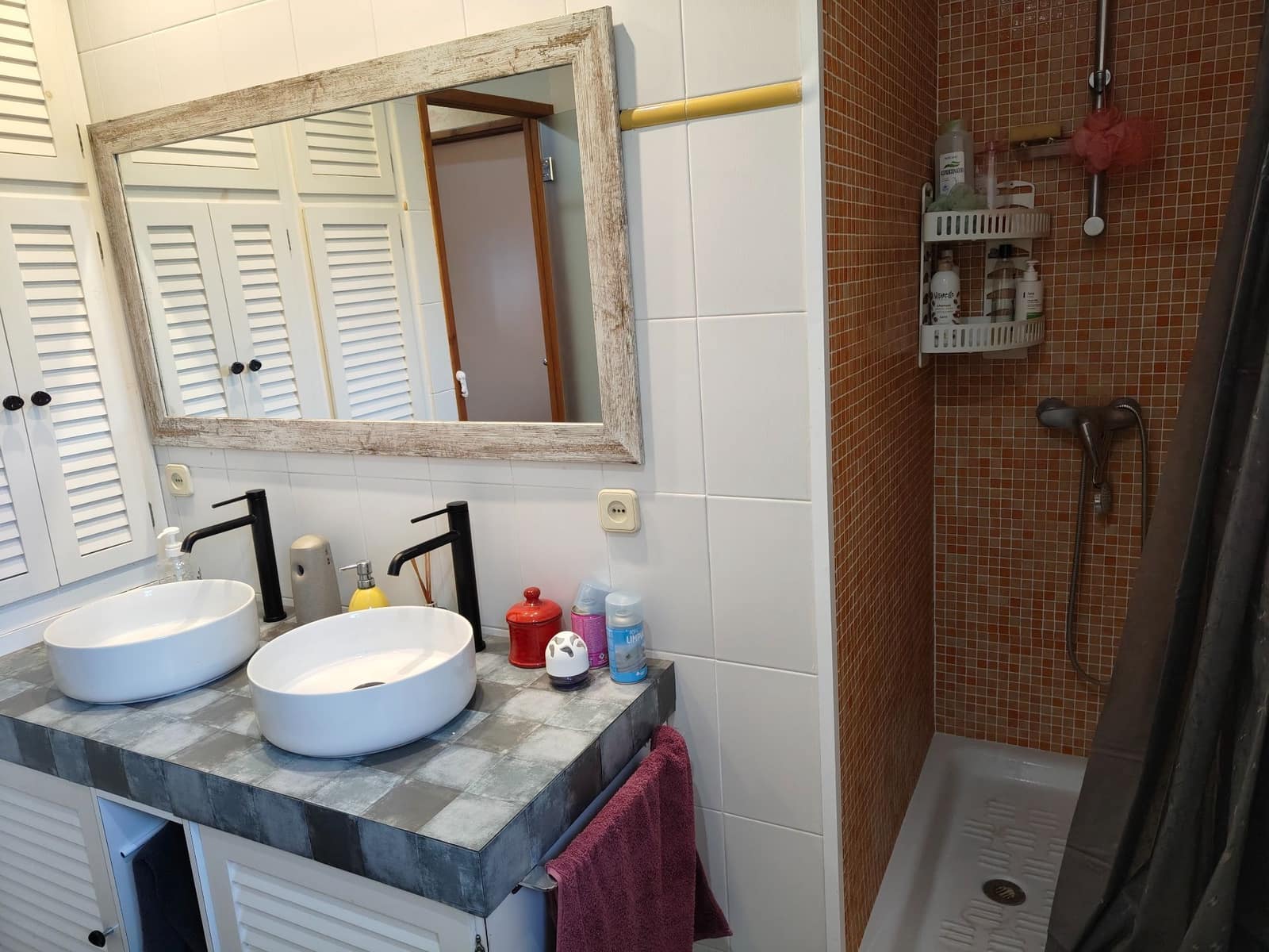 4 makuuhuone Huvila myytävänä paikassa Sant Antoni de Calonge mukana uima-altaan 
autotalli - 525 000 € (Ref: 9110157)