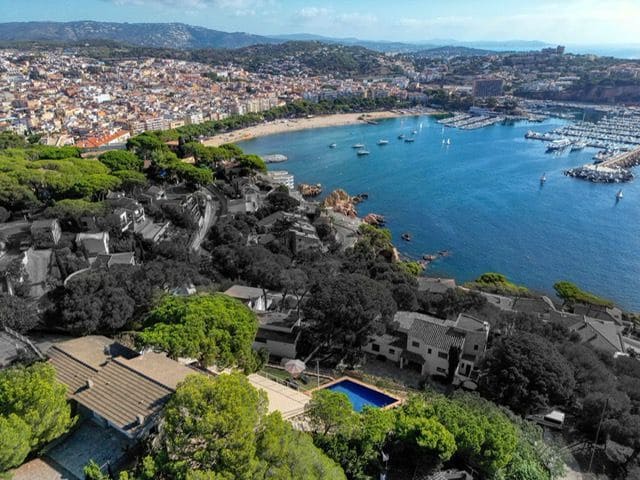 4 soveværelse Villa til salg i Sant Feliu de Guíxols med swimmingpool - € 1.725.000 (Ref: 9183550)