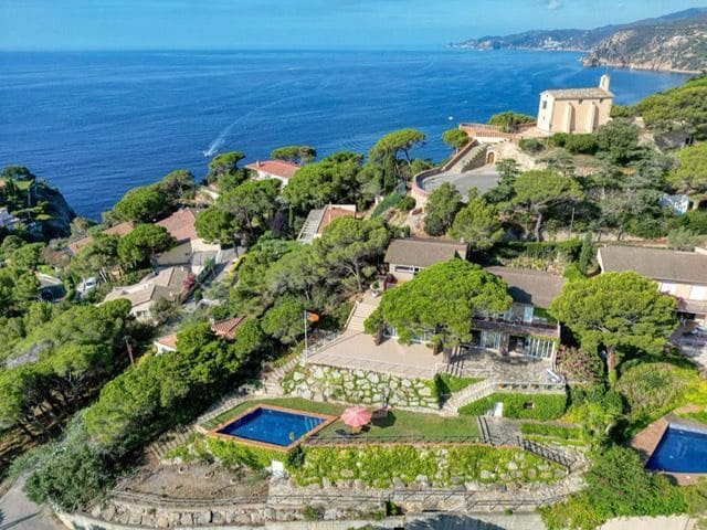 4 soveværelse Villa til salg i Sant Feliu de Guíxols med swimmingpool - € 1.725.000 (Ref: 9183550)