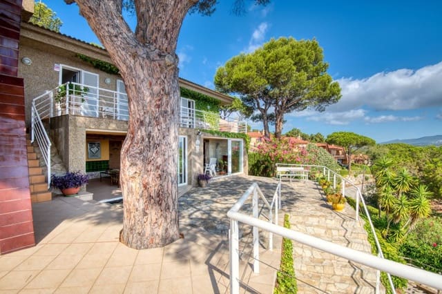 4 soveværelse Villa til salg i Sant Feliu de Guíxols med swimmingpool - € 1.725.000 (Ref: 9183550)